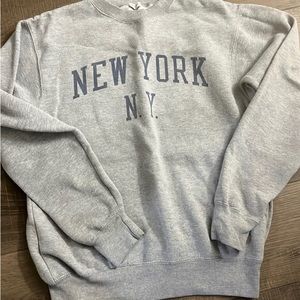 brandy melville crewneck NY